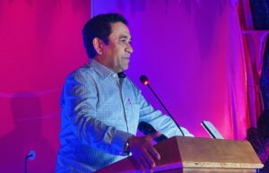 މިސަރުކާރު ދަމަހައްޓައިފިނަަމަ ހަނިމާދޫގައި ދިރިއުޅޭނީ އިންޑިއާމީހުން: ޔާމީން