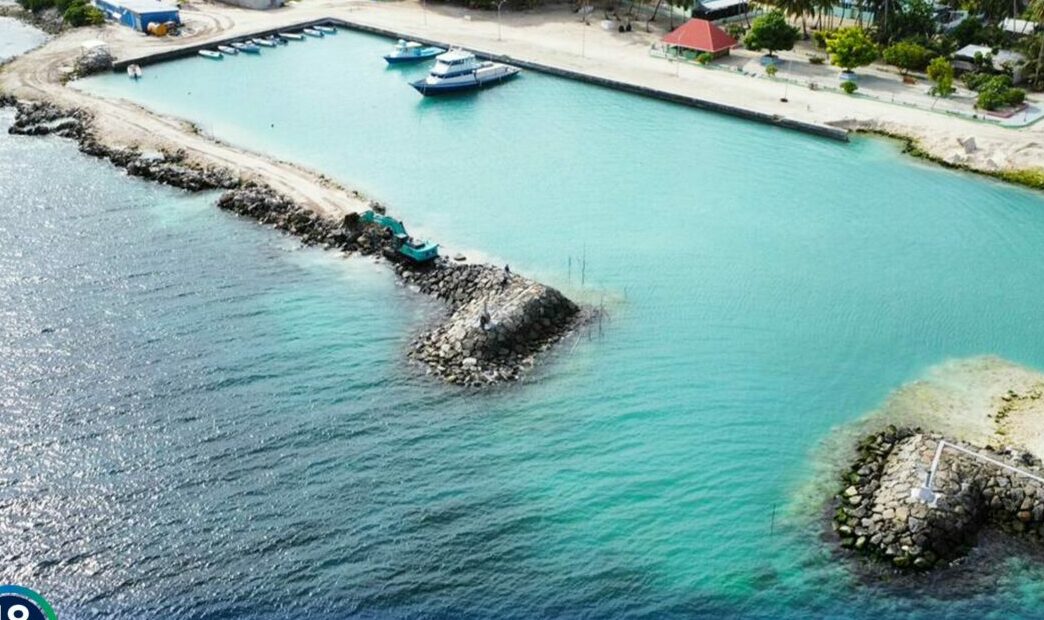 ކިނޮޅަހު ބަނދަރުގެ މަސައްކަތް ނިމުމަކާއި ގާތަށް