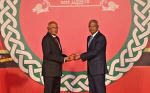 ނިޝާން މުލީގޭ ޝަރަފުގެ ޢިއްޒަތް ނަސީމަށް