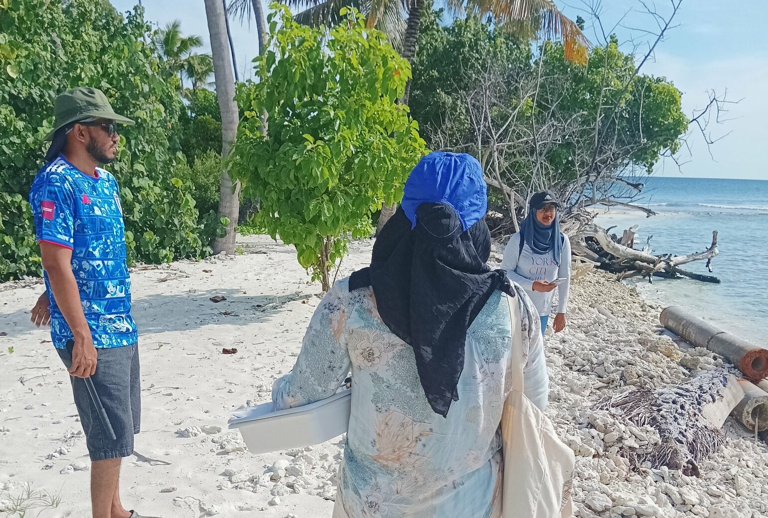 ހާލަތު ދިރާސާ ކުރުމަށް އީޕީއޭގެ ޓީމެއް ހުޅިދޫގައި!