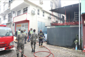 ހެންވޭރުގައި ހުރި ގޯޑައުންއެއްގައި އަލިފާނުގެ ހާދިސާއެއް ހިގައިފި