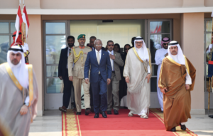 ބަހުރެއިންގެ ދަތުރުފުޅަށްފަހު ރައީސްގެ ދެކަނބަލުން މާލެ ވަޑައިގެންފި