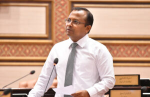 ލާމަރުކަޒީ ނިޒާމަކީ ޤައުމަށް އެކަށޭނަ ނިޒާމެއްތޯވެސް ބަލަން ޖެހޭ: ރިޔާޒު