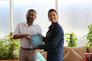 "މަނިކޭ މަގޭ ހިތޭ" އިން ވިދާލި ޔޮހާނީ ރާއްޖެ އަތުވެއްޖެ