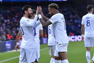 ތިން ތަރިންގެ ގޯލުތަކުން ޕީއެސްޖީ މޮޅުވެއްޖެ