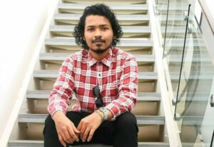 އަޒުހާންގެ ހަށިގަނޑުގައި ބޮޑެތި އަނިޔާއެއްނެތް، ޝައްކު ކުރެވޭ މީހަކުވެސްނެތް: ފުލުހުން