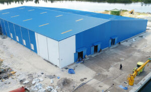 ކޫއްޑޫ މަސް ފެކްޓްރީ މަތިން ވެއްޓުނު މީހާ މަރުވެއްޖެ