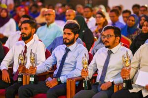 މި އަހަރުގެ ޒުވާނުންގެ އެވޯޑް 10 ޒުވާނަކަށް