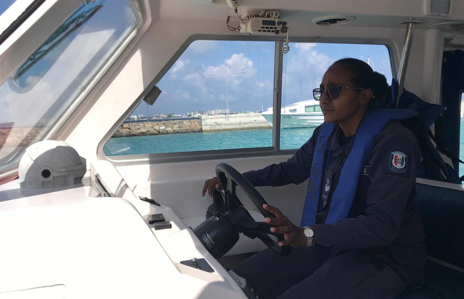 ސާބިތުކަން ދައްކައި ފުލުހުންގެ ފުރަތަމަ އަންހެން މާލިމީއަކަށް ސަންފަ!