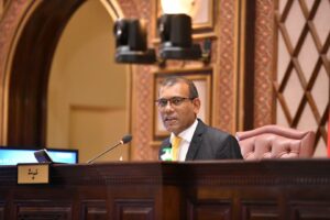 ޚިޔާލުތަފާތުވުން ބޮޑު، ޓެކްސް ބިލް އެންމެފަހުން ފާސްކޮށްފި!