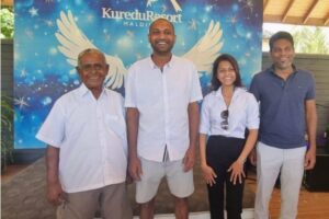 ޔޮހާނީ އުއްޗުއާ ބައްދަލުކޮށްފި