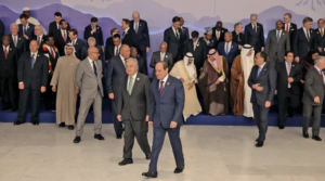 ގުޓަރޭސް ދުނިޔޭގެ ވެރިންނަށް: އޮތީ އެއް އަޒުމެއްގައި މަސައްކަތް ކުރުން، ނޫނީ މަރު