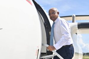 މަސްވެރިންގެ ދުވަހުގެ ޙަރަކާތްތަކުގައި ބައިވެރިވެވަޑައިގަތުމަށް ރައީސް ފަރެސްމާތޮޑާއަށް