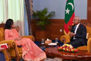 ޑރ.ޕޫނަމް ރައީސުލްޖުމްހޫރިއްޔާގެ އަރިހަށް އިޙުތިރާމުގެ ޒިޔާރަތެއް