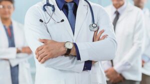 ގިނަ އަދަދެއްގެ ޑޮކްޓަރުން މިއަހަރު ސްރީ ލަންކާ ދޫކޮށް ހިގައްޖެ