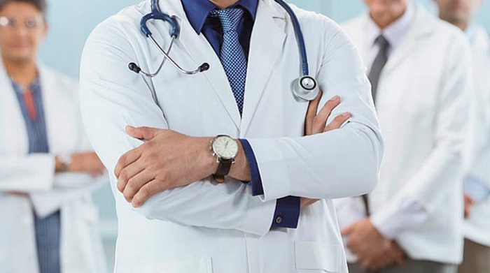 ގިނަ އަދަދެއްގެ ޑޮކްޓަރުން މިއަހަރު ސްރީ ލަންކާ ދޫކޮށް ހިގައްޖެ