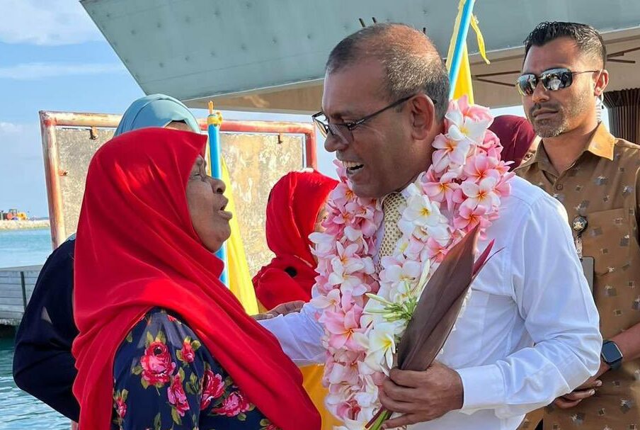 ރައީސް ނަޝީދަށް ތިނަދޫއިން ހޫނު މަރުހަބާއެއް!