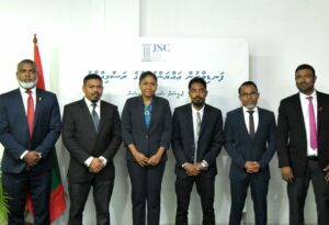 ދެ މެޖިސްޓްރޭޓް ކޯޓަކަށް ފަނޑިޔާރުން އައްޔަނުކޮށްފި
