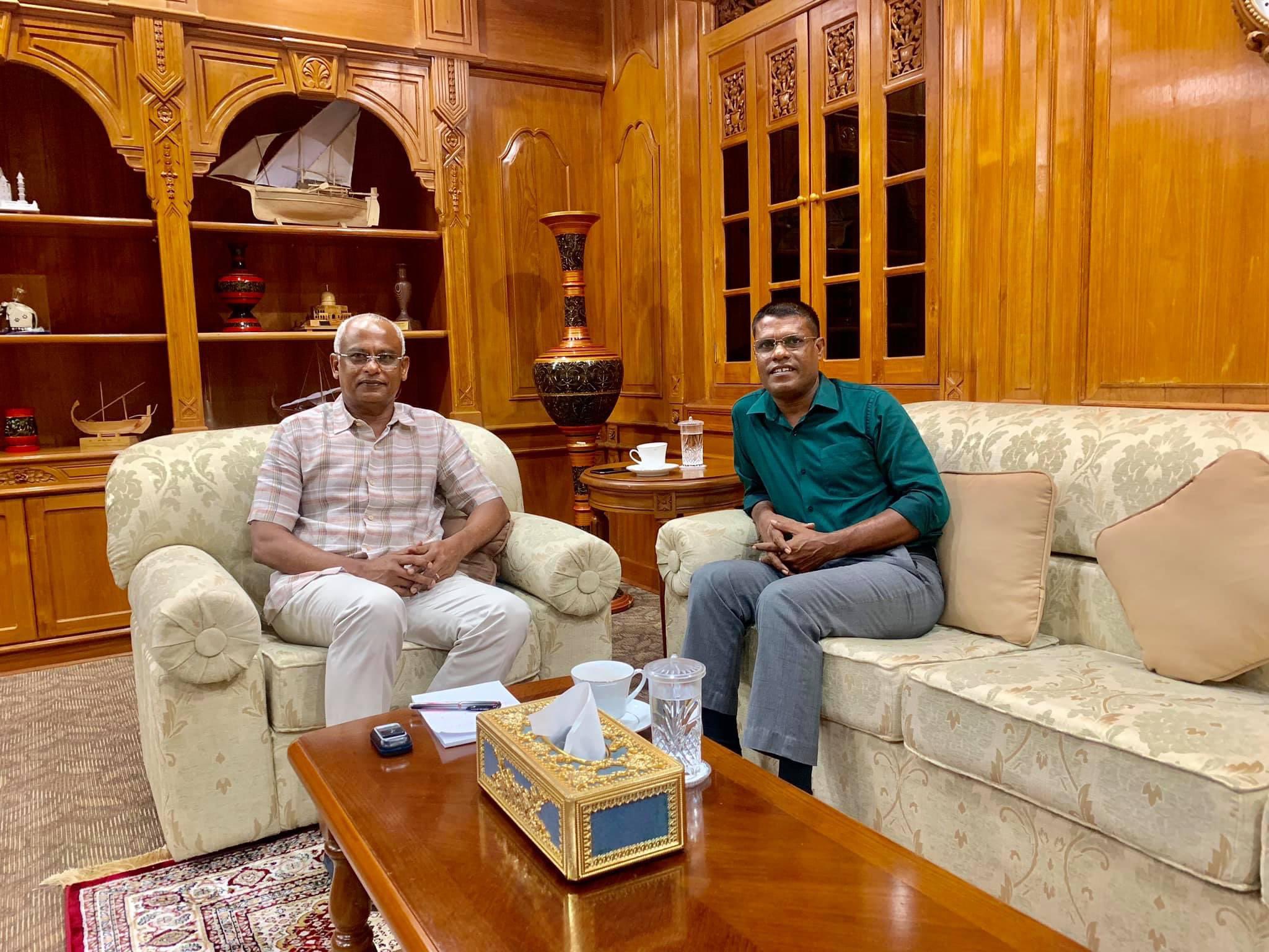 ޙަސަންޓޭވެސް ނަޝީދު ދޫކޮށް، ރައީސް ޞާލިޙް ފެކްޝަނަށް