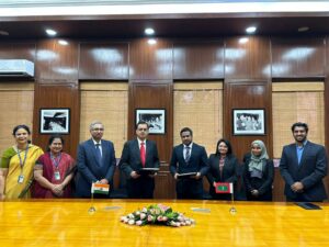 އިންޑިއާގެ ރިޒާވް ބޭންކާއެކު 200 މިލިއަން ޑޮލަރުގެ ކަރަންސީ ސްވޮޕް އެއްބަސުވުމެއްގައި ސޮއިކޮށްފި