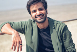 އެކްޓަރު އަޔުޝް މެހެރާ ރާއްޖޭގައި