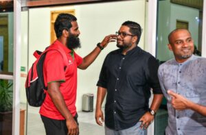 މެލޭޝިއާ އާއި ސިންގަޕޫރާ ދެކޮޅަށް ކުޅޭ ސްކޮޑުން ދަނގަޑޭއަށް ޖާގަދީފި