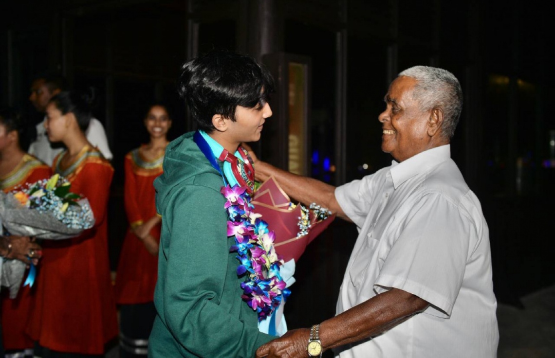 އުއްޗުގެ އުފަންދުވަހަށް ލަވަކިޔުންތެރިރާ ފާއިޒް ރާއްޖެއަށް!