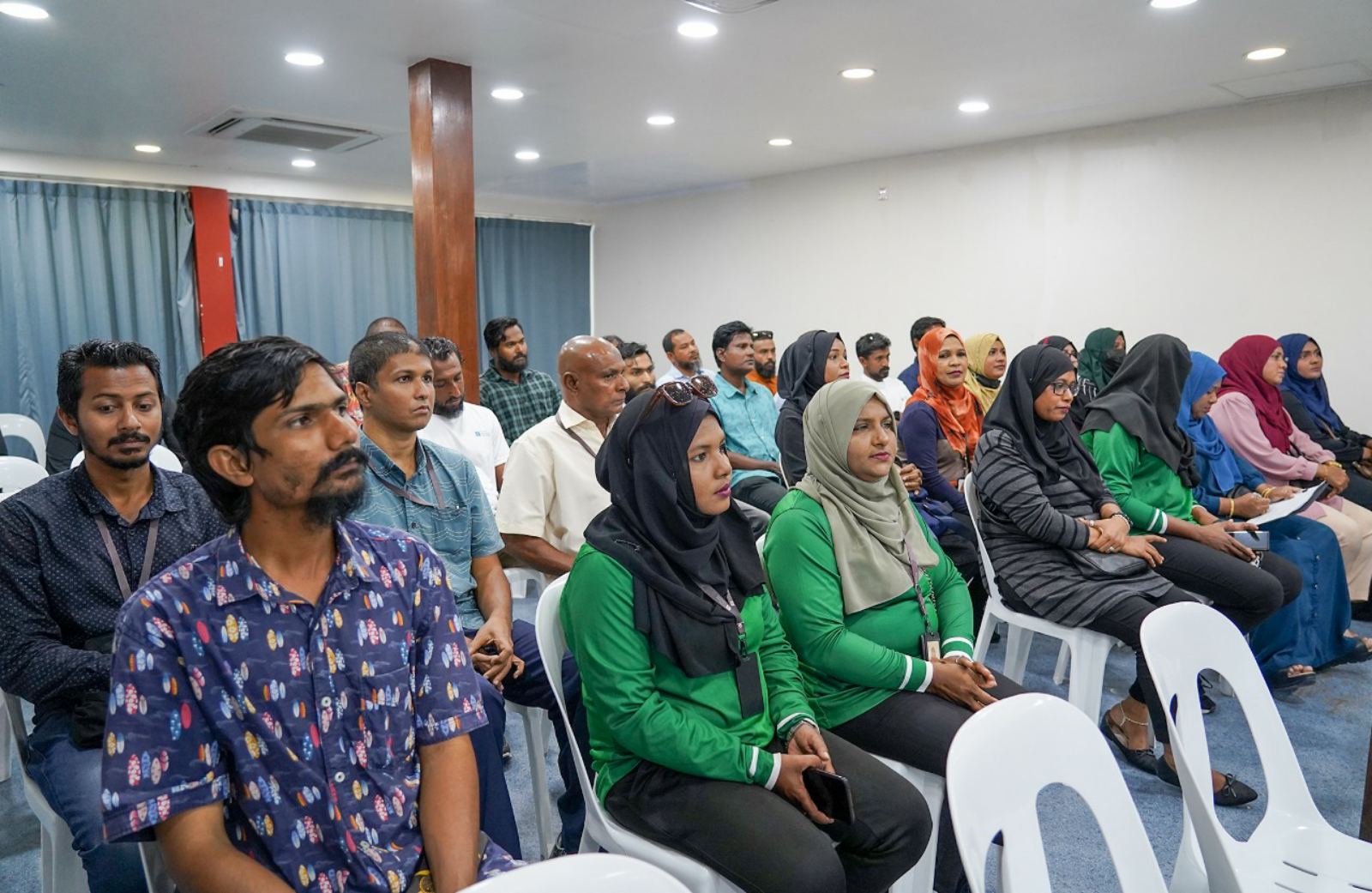 އެޗް.ޑީ.ސީގެ އިންސްޕެކްޓަރުންނާއި ސުޕަވައިޒަރުންނަށް ޙާއްސަ ޓްރޭނިންއެއް