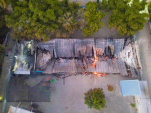 ގދ. ފިޔޯރީ ސްކޫލުގައި އަލިފާން ރޯވުން