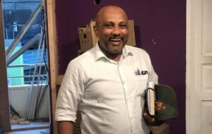 އައްބާސް ކޯޓަށް ހާޒިރު ނުކުރެވި ޝަރީއަތް ނުފެށިފަ