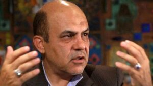 އިނގިރޭސިވިލާތަށް ޖާސޫސް ކޮށްދިނުމުގެ ތުހުމަތުގައި އިރާނުގެ ކުރީގެ އިސް އޮފިޝަލަކު ދަން ޖައްސައިފި