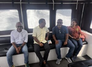 ފެކްޝަން ވާދަވެރިކަމުގައި ފަހަކަށް އައިސް ހަނު ހުނެވުމަށްފަހު، ދޮންބިލެތް ނަޝީދުގެ ކެމްޕޭނާއި ގުޅިއްޖެ