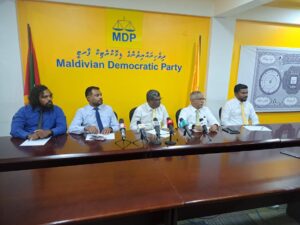 އެމްޑީޕީގެ ޕްރައިމެރީގެ ވޯޓުލުން ހުއްޓުވަން، ޕީޕީއެމްގެ އެކްޓިވިސްޓުން ހަމަނުޖެހުން ހިންގި: އެމްޑީޕީ