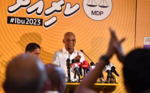ނަޝީދު ވާހަކަ ދައްކަވަނީ ސިޔާސީ މަންފާއަށް، ރިއޭކްޓް ކުރާކަށް ނެތިން: ރައީސް