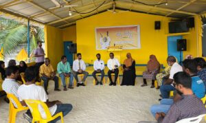 ކެމްޕެއިނަށް ނަޝީދު ނ، ރ އަދި ބ އަތޮޅަށް