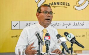 ބަލި ގަބޫލުކޮށް، ނަޝީދު ހުށަހަޅުއްވަނީ އަލުން ގޮތެއް ނިންމުމަށް