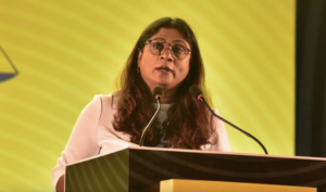 ނަޝީދު ރަށްރަށަށް ވަޑައިގަންނަވާ އިރަށް ޕޯސްޓަރާއި ބެނާތައް ދަމާ ހަދާދެނީވެސް ޕީޕީއެމްގެ ސަޕޯޓަރުން: މާރިޔާ