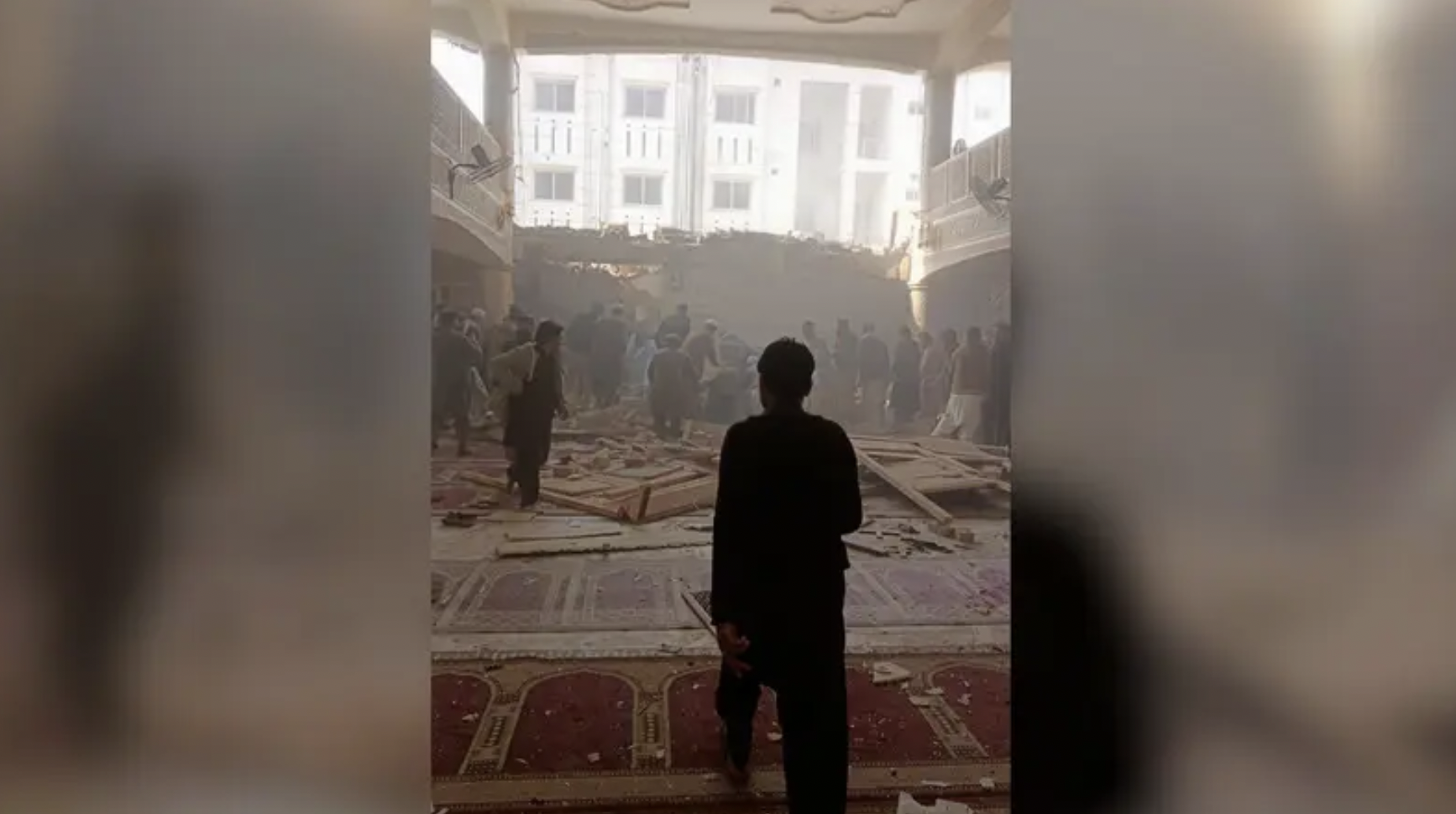 ޕާކިސްތާންގައި ޖާނުންފިދާވެގެން މިސްކިތަކަށް ދިން ހަމަލާއެއްގައި 38 މީހަކު މަރާލައިފި