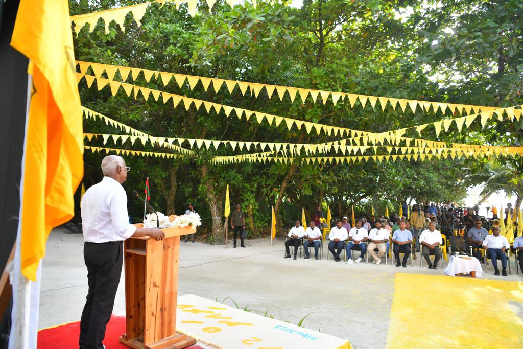 ނަޝީދުގެ ވެރިކަމުގައި އައި ފައިނޭންޝަލް ކްރައިސިސްގައި ރައްޔިތުންނަށް ޖެއްސީ ތަކުލީފު: ރައީސް