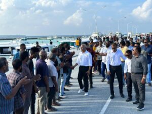 ރައީސް ސާލިހަށް ކުޅުދުއްފުށިން ހޫނު މަރުހަބާއެއް ކިޔައިފި