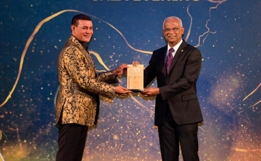 މަސައްކަތްކުރާނީ ހަމަޖެހުމާ ތަރައްޤީއަށް ފެށި ދަތުރު މަޑުނުޖެހި ކުރިއަށް ގެންދިޔުމަށް: ރައީސް