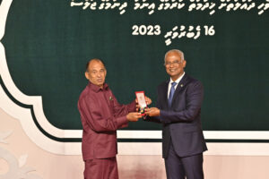 ދައުލަތަށް ޚިދުމަތް ކޮށްފައިވާ، ރެކޯޑް ގެއްލިފައިވާ ފަރާތްތަކަށްވެސް ގައުމީ ޚިދުމަތުގެ އިނާމް ދެނީ