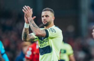 މެންޗެސްޓާ ސިޓީ ކުޅުނު މެޗުން އެއްވަރު