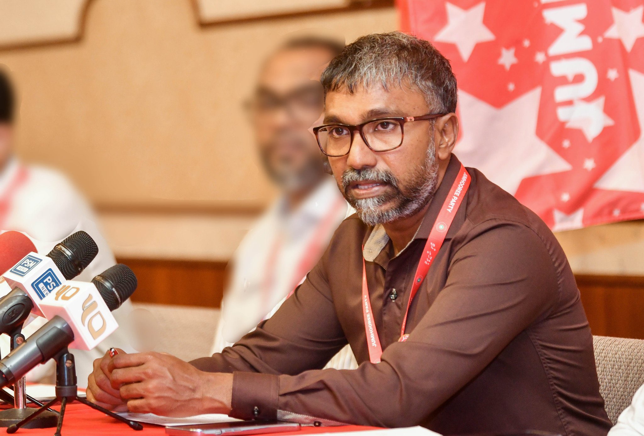 ޤައުމީ ޖަލްސާގައި ވޯޓުގެ ކަންކަން ކުރިއަށްދާނީ ދެފުށްފެންނަ ގޮތަކަށް: އިލްހާމް