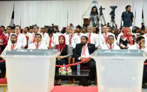 ޖޭޕީގެ ރައީސާއި ނާއިބު ރައީސްގެ މަޤާމު އުވާލައިފި