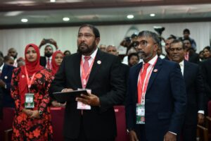 ރިޔާސީ އިންތިޚާބުގައި ވާދަކުރައްވާނެކަމުގެ ބިރު ދައްކައިގެން ސޮވަރިން ގެރެންޓީ ހޯދަން އުޅޭ ވާހަކަ ދޮގުކޮށްފި