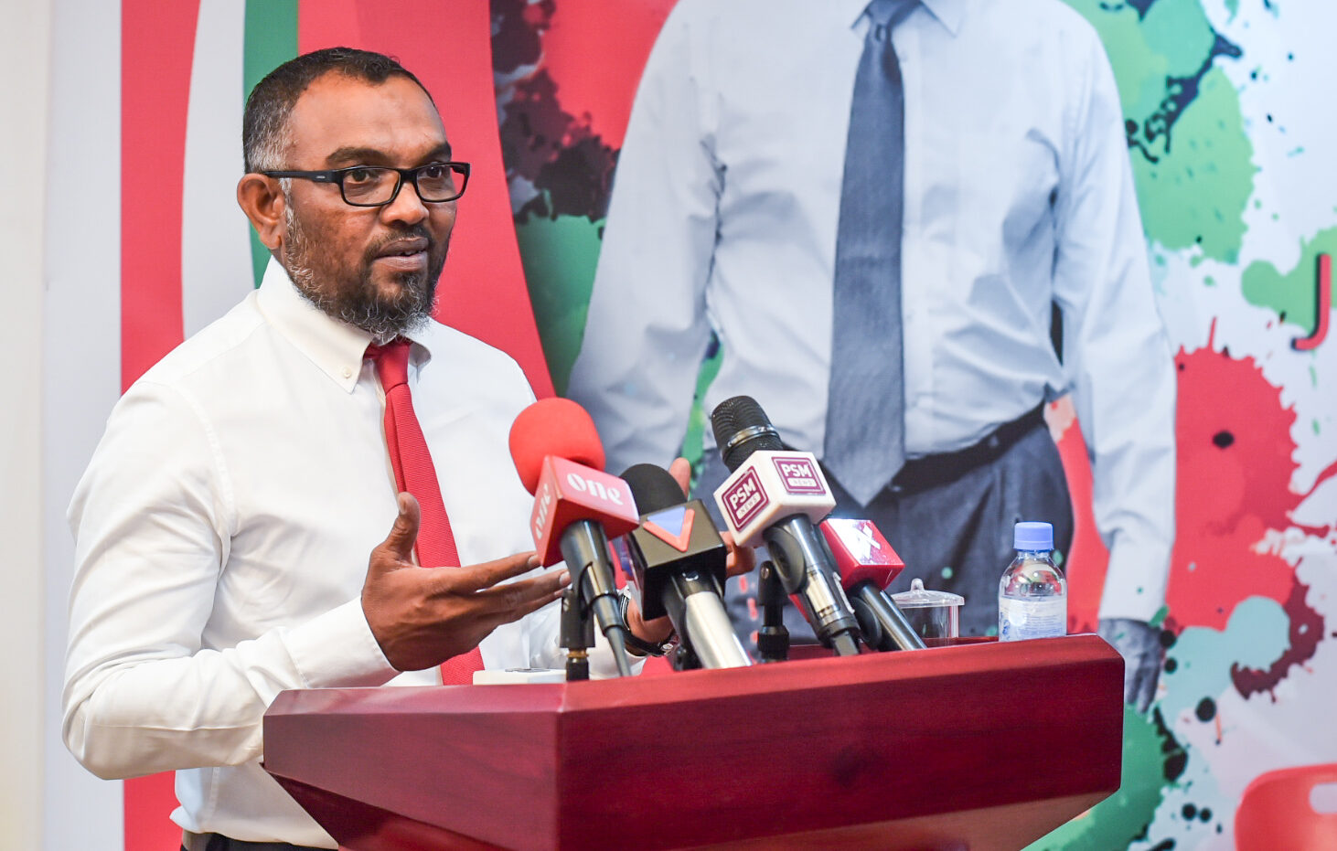 ގާސިމަކީ ކިންގް މޭކާ، ނަންގަވާނީ ރައްޔިތުންގެ ފަޅި: އަލީ ޢާރިފް