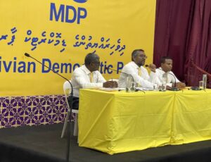 ރިޔާސީ އިންތިޚާބަށް ކޯލިޝަން ހެދުމުގެ ބާރު ރައީސަށް ދީފި