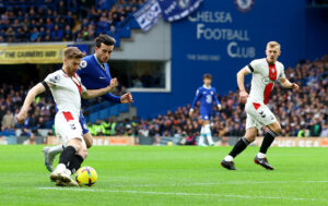 ސައުތެމްޓަން އަތުން ބަލިވެ ޗެލްސީއަށް އިތުރު ހާސްކަން