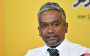 މެމްބަރު މުއިއްޒު ވެސް ރައީސްގެ ފެކްޝަނާ ގުޅިވަޑައިގެންފި